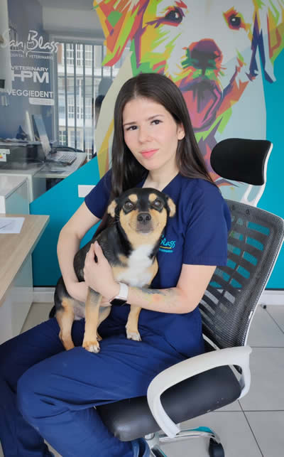 Médica Veterinaria Maria Alejandra Sanchez Nuñez